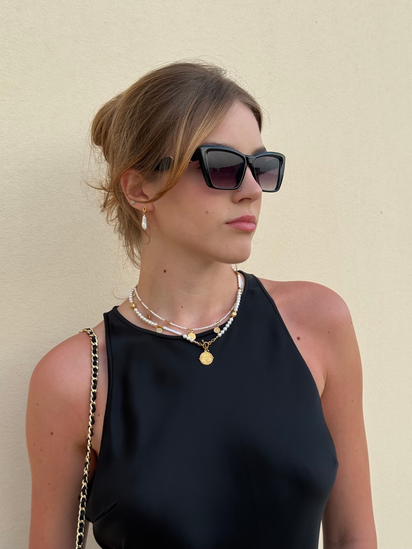 Naszyjnik z Białych pereł z Monetkami