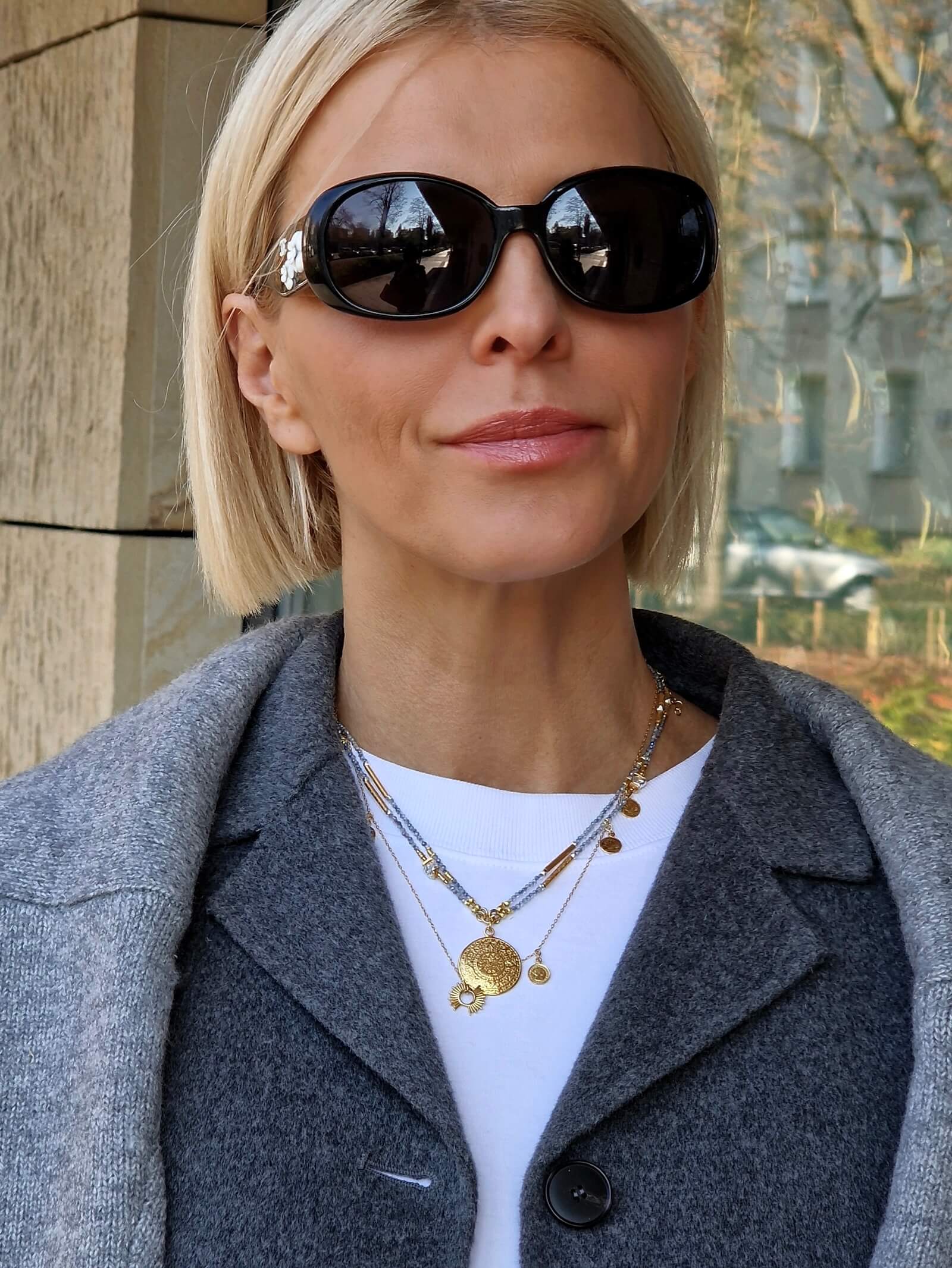 Naszyjnik z Topazem i Zawieszką - Moneta Azteków