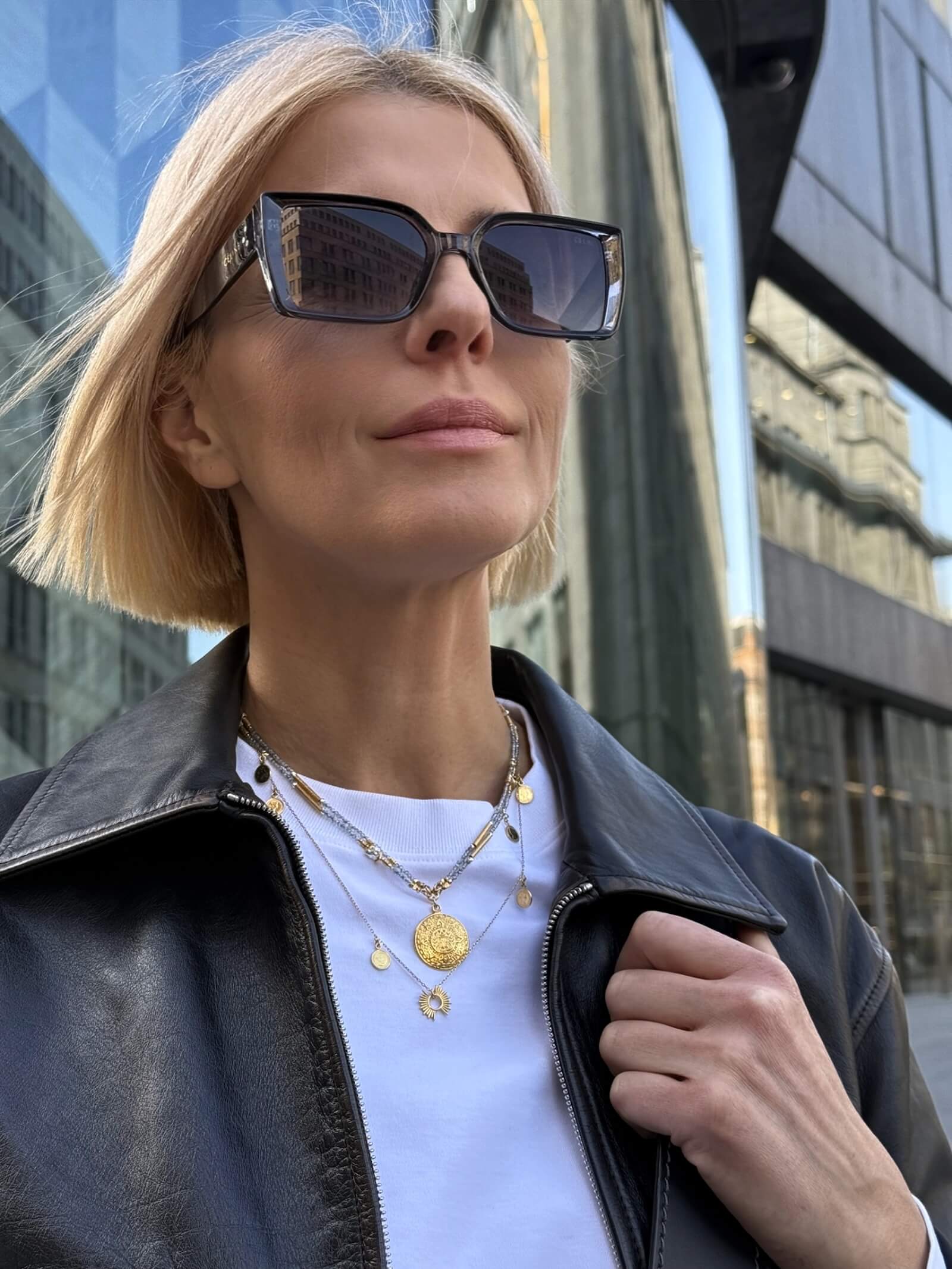 Naszyjnik z Topazem i Zawieszką - Moneta Azteków