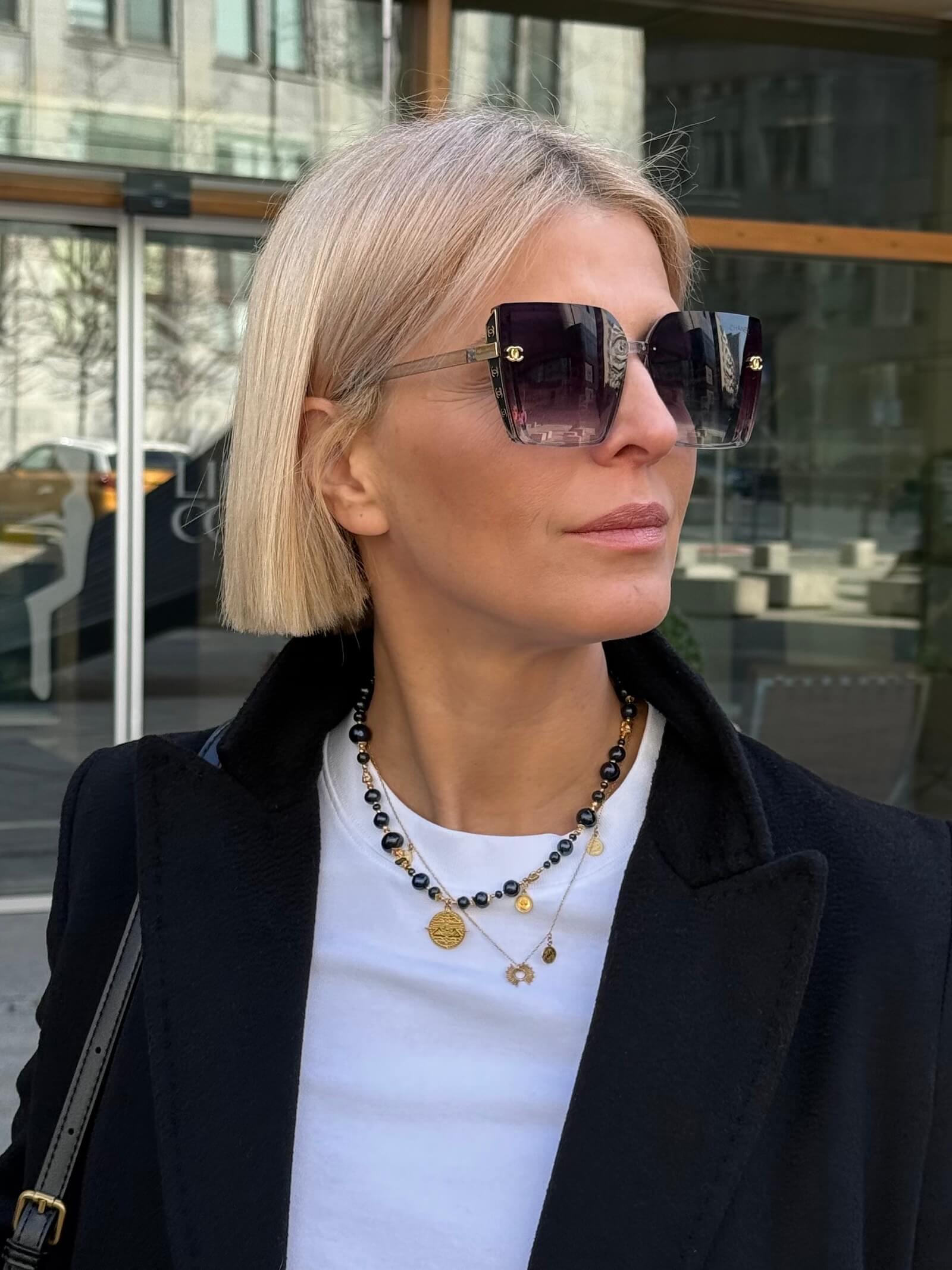 Naszyjnik z Czarnych Pereł z Zawieszka - Mała Moneta Azteków