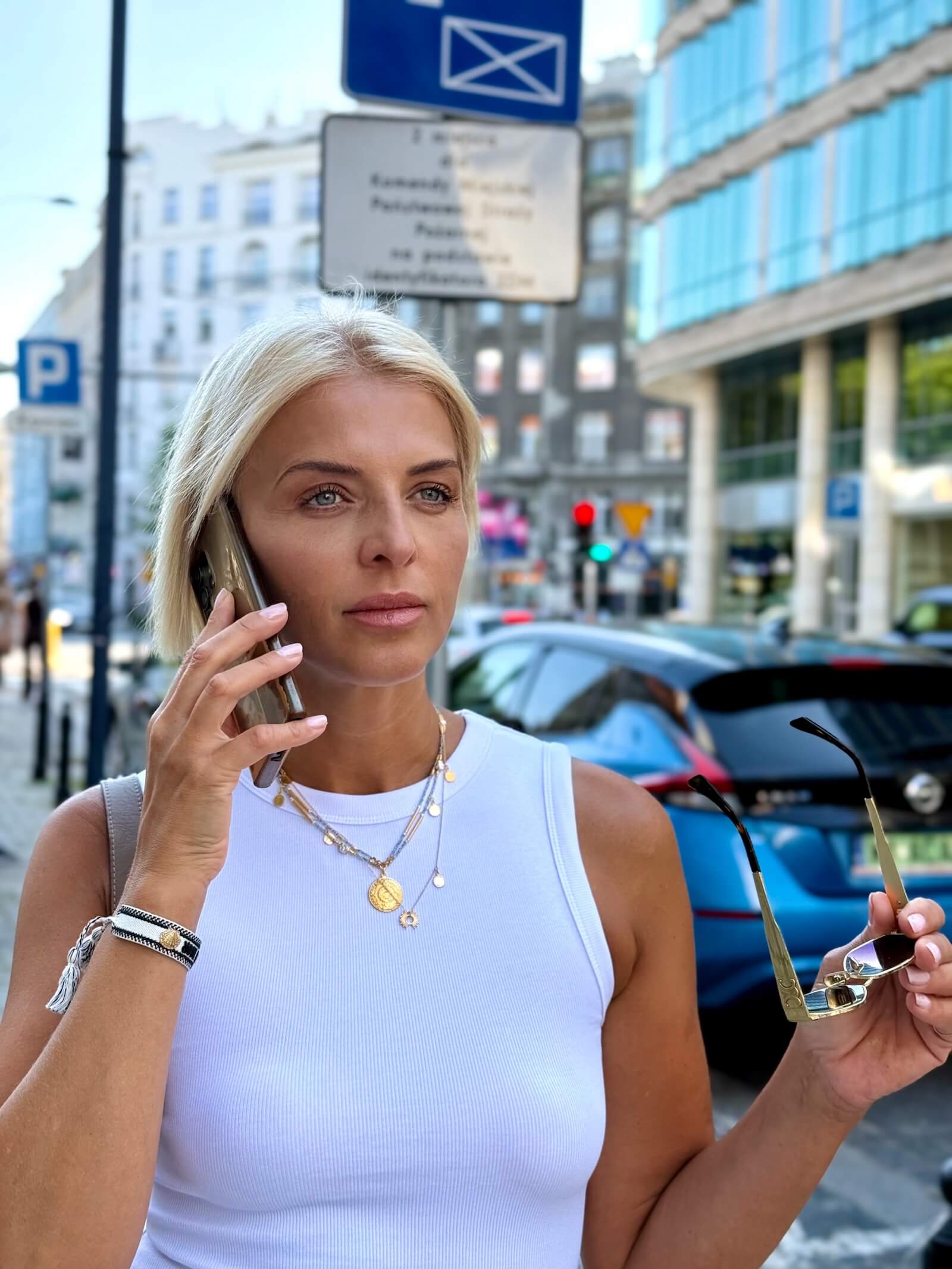 Naszyjnik z Topazem i Zawieszką - Moneta Azteków