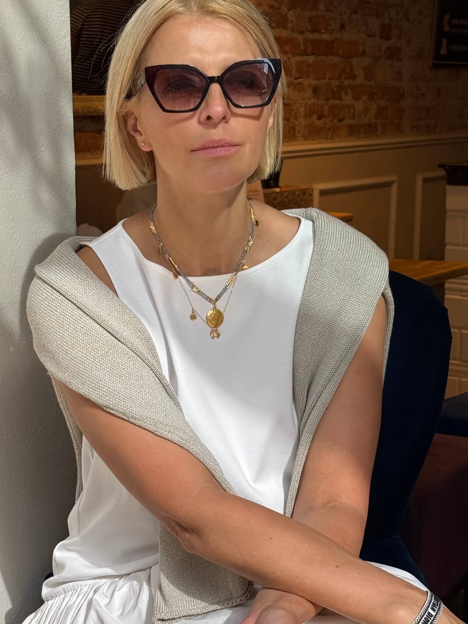 Naszyjnik z Topazem i Zawieszką - Moneta Azteków