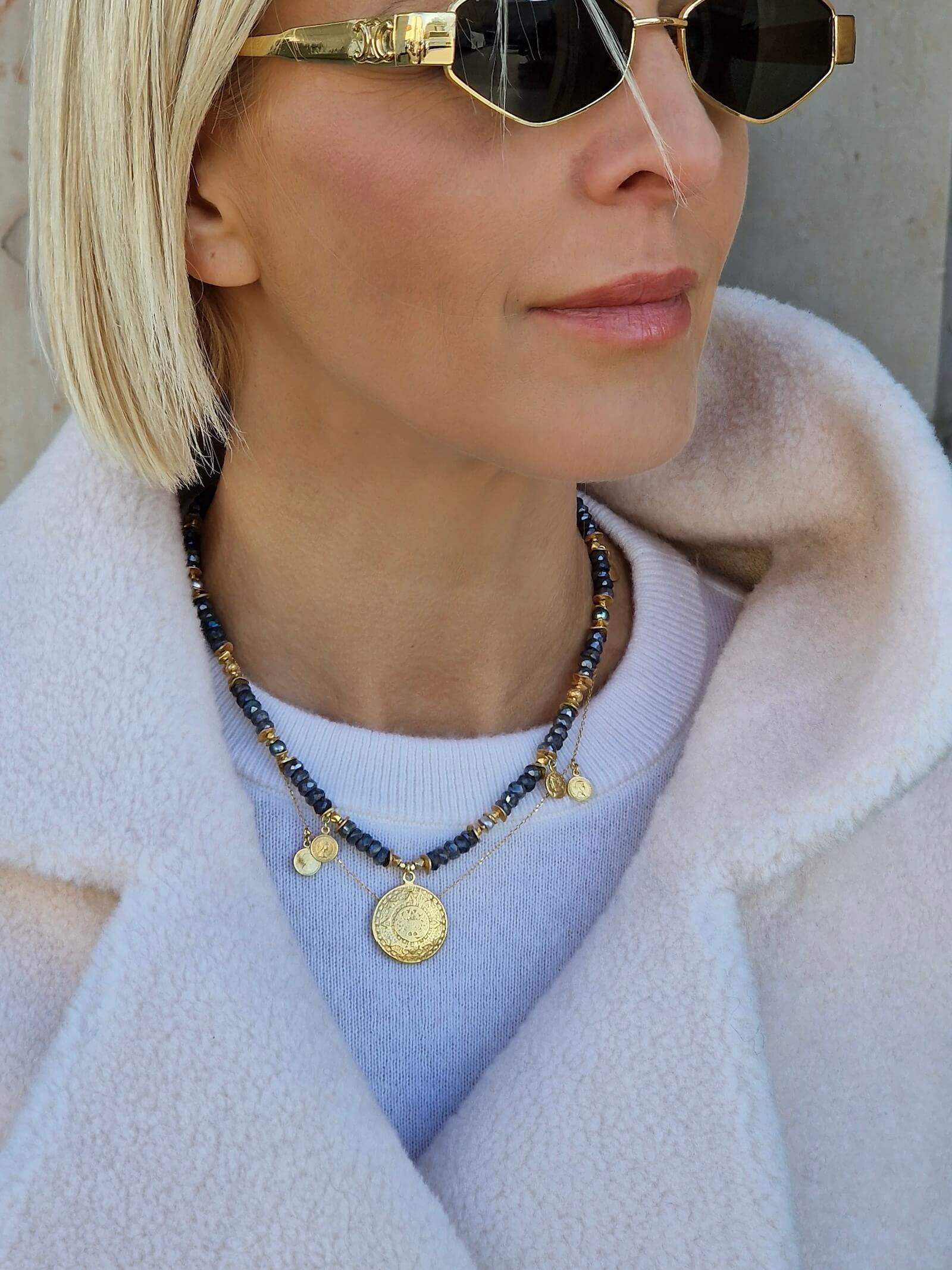 Naszyjnik z Labradorytu z Zawieszką - Moneta Azteków