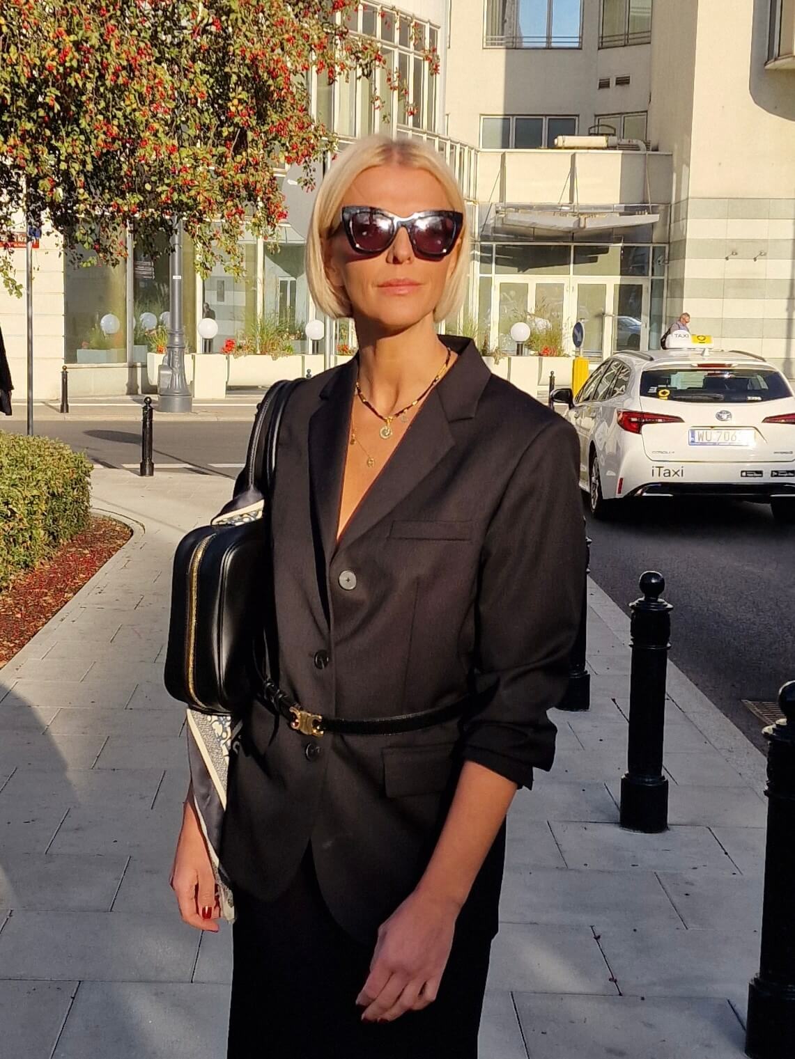 Naszyjnik Podwójny Czarno-Złoty z Zawieszką - Moneta