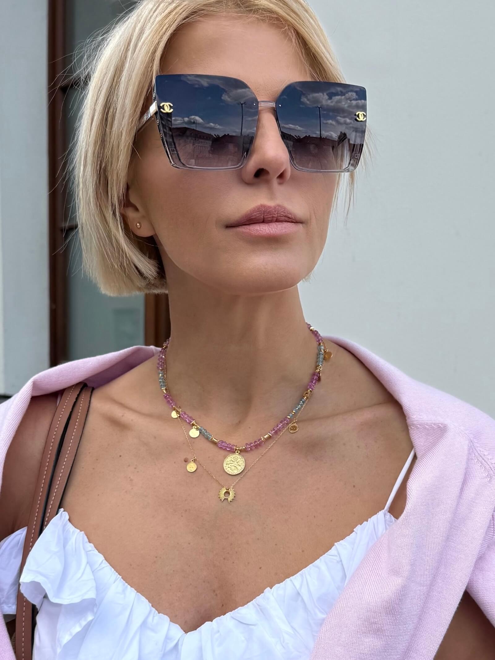 Naszyjnik z Topazu i Szafirów Zawieszką - Moneta