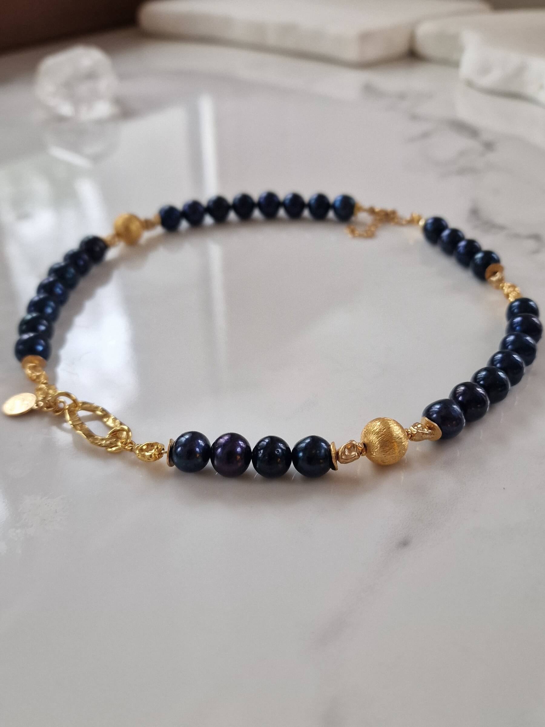 Choker z Czarnych Pereł z Dopinaną Zawieszką
