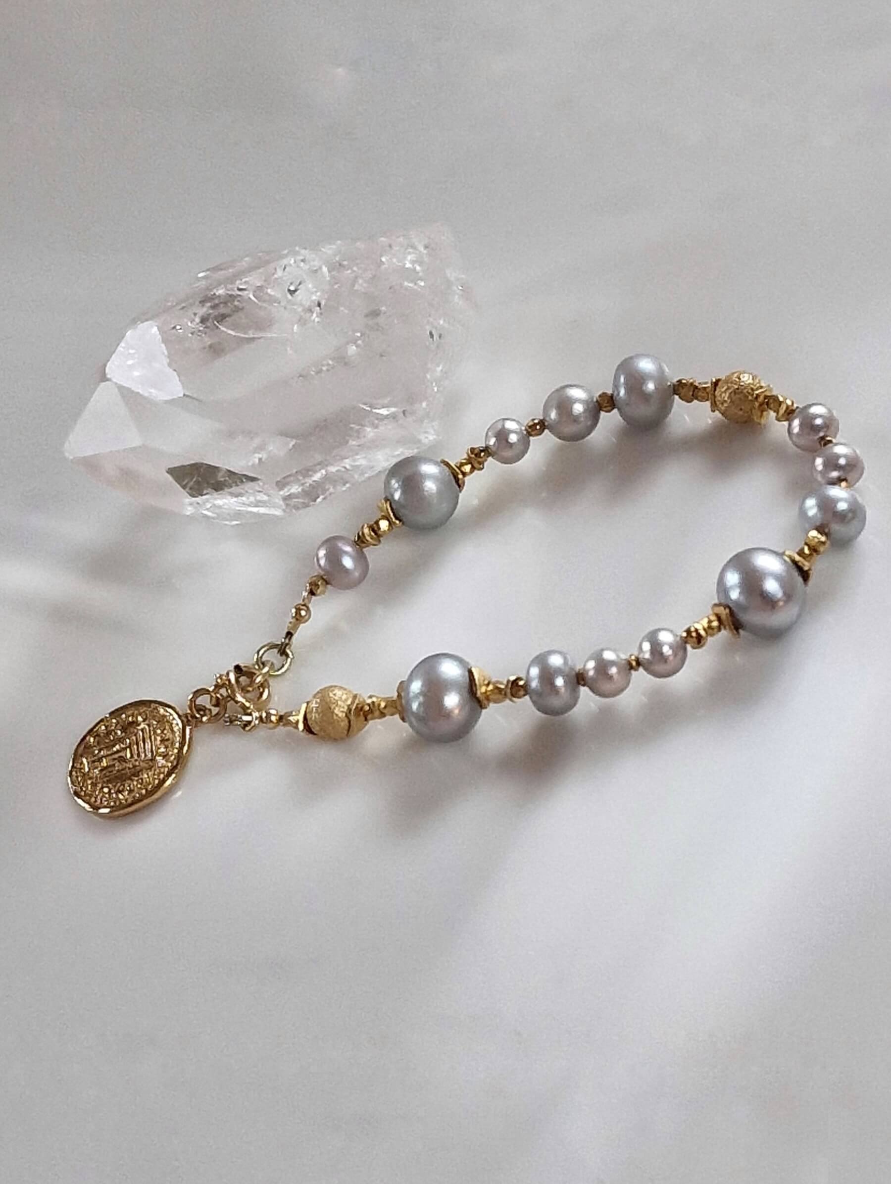 Bransoletka z Szarych Pereł