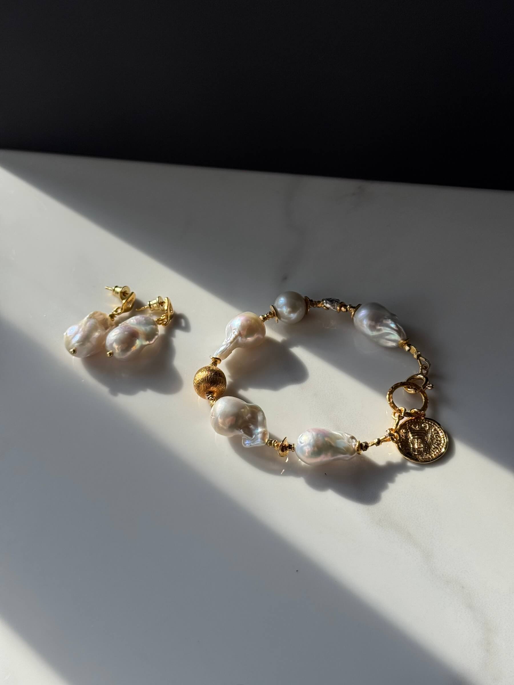 Bransoletka z Białych Pereł Barokowych