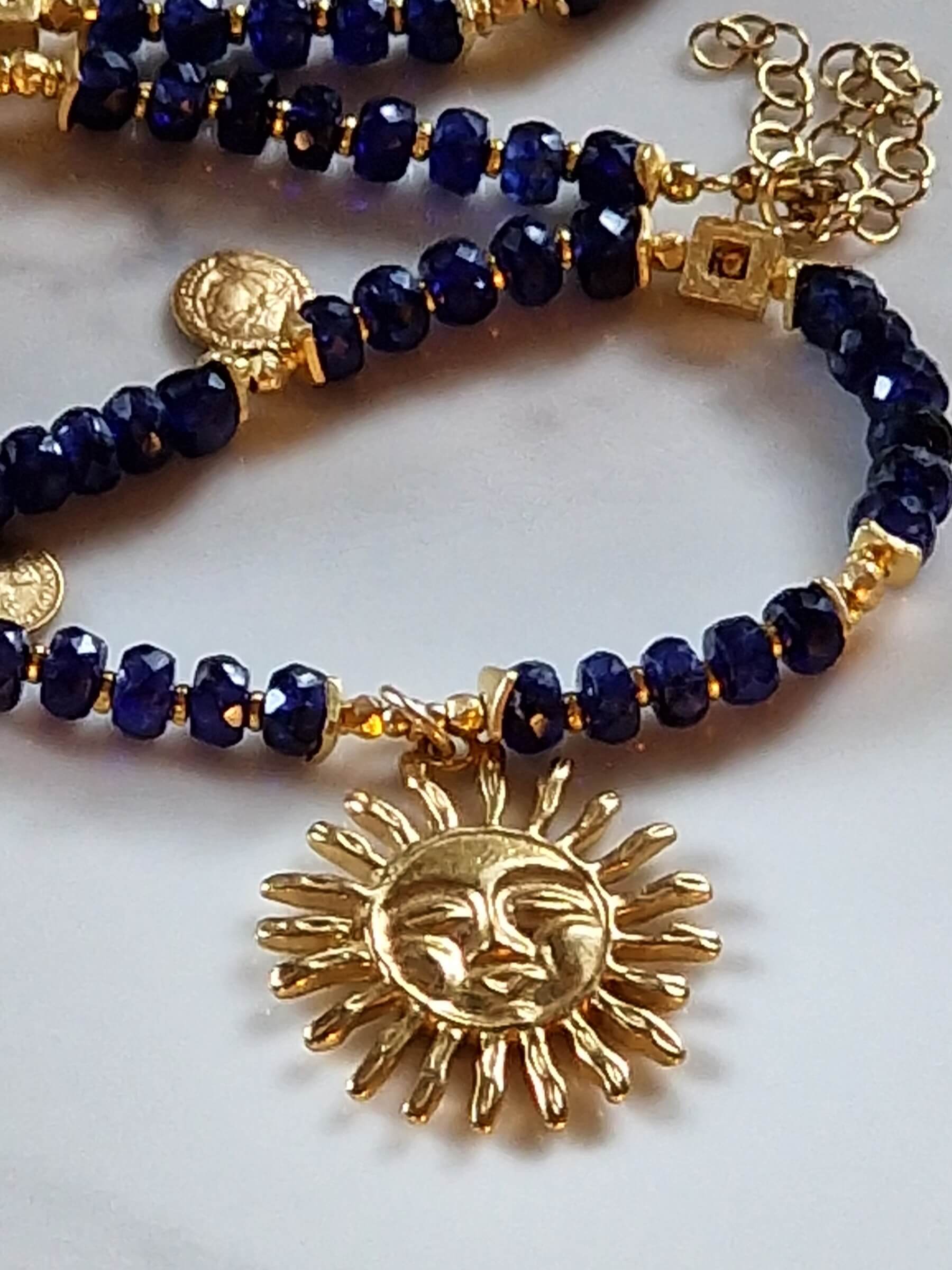 Naszyjnik z Granatowych Szafirów z Zawieszką - Słońce