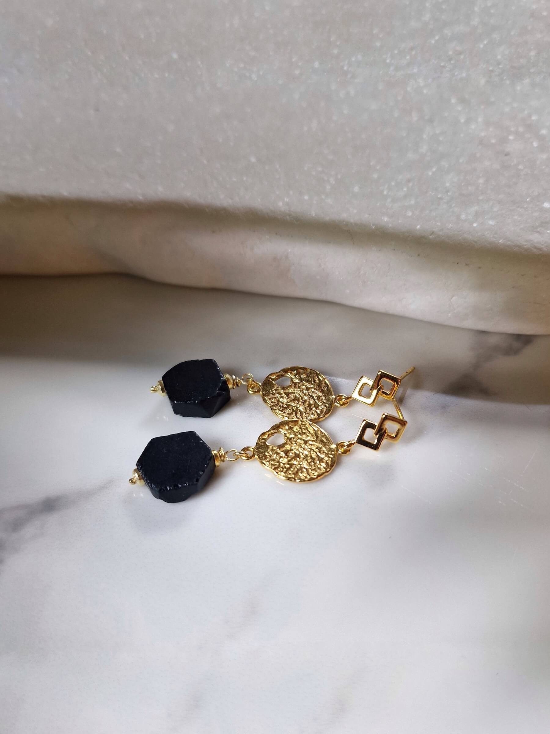 Kolczyki z czarnym turmalinem