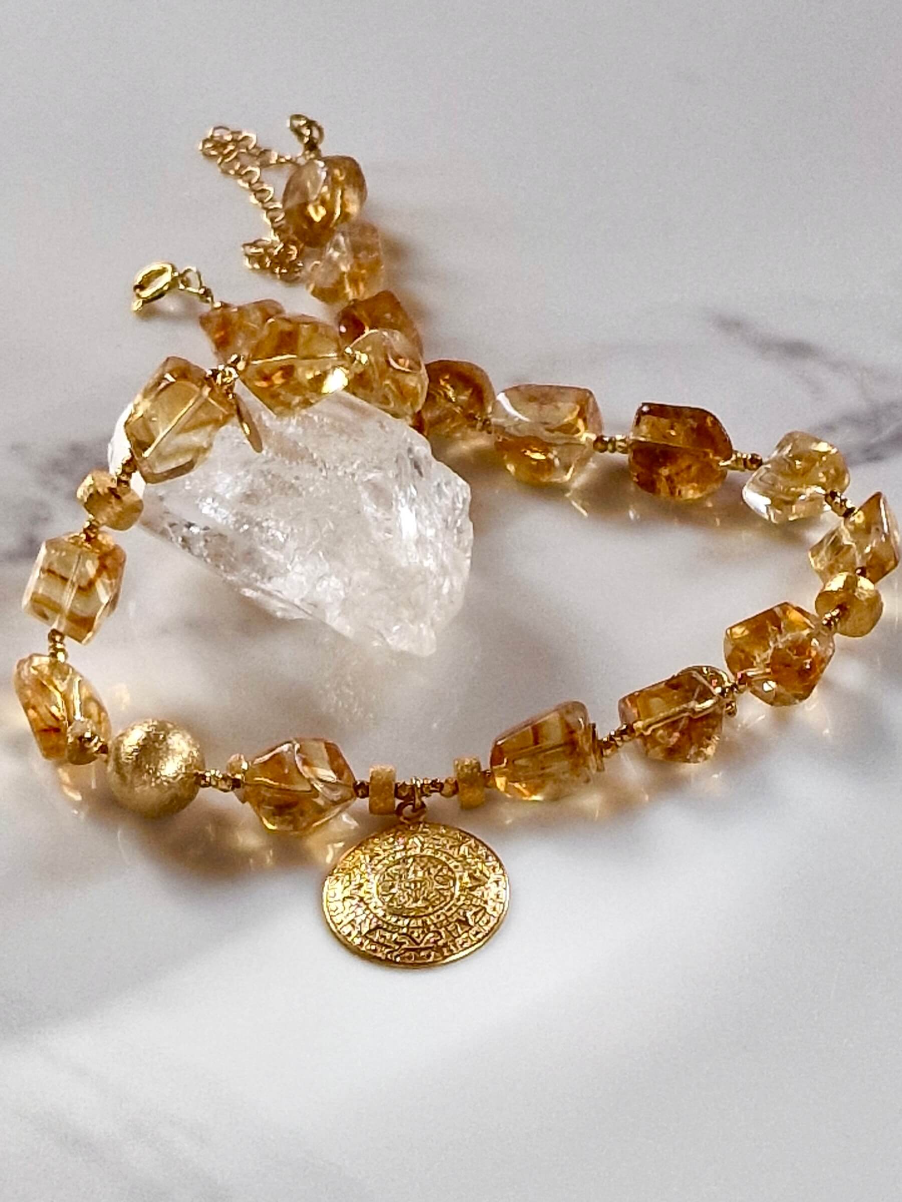 Naszyjnik z Cytrynów z Zawieszką - Moneta Azteków