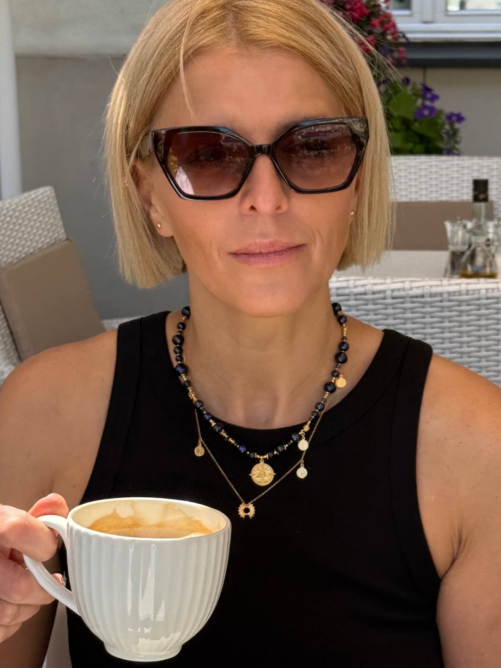 Naszyjnik z Czarnych Pereł z Zawieszka - Mała Moneta Azteków