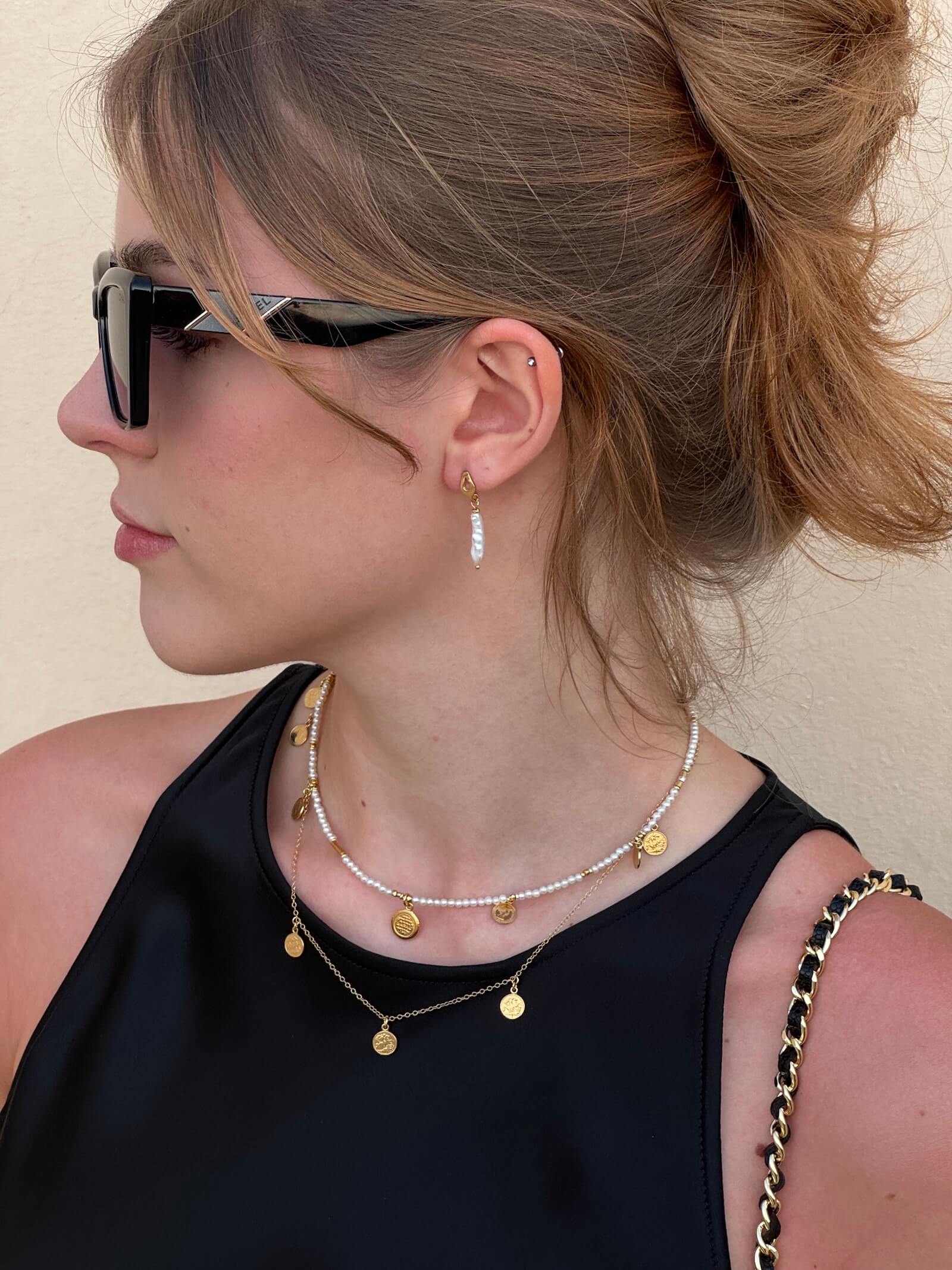 Naszyjnik z Białych pereł z Monetkami