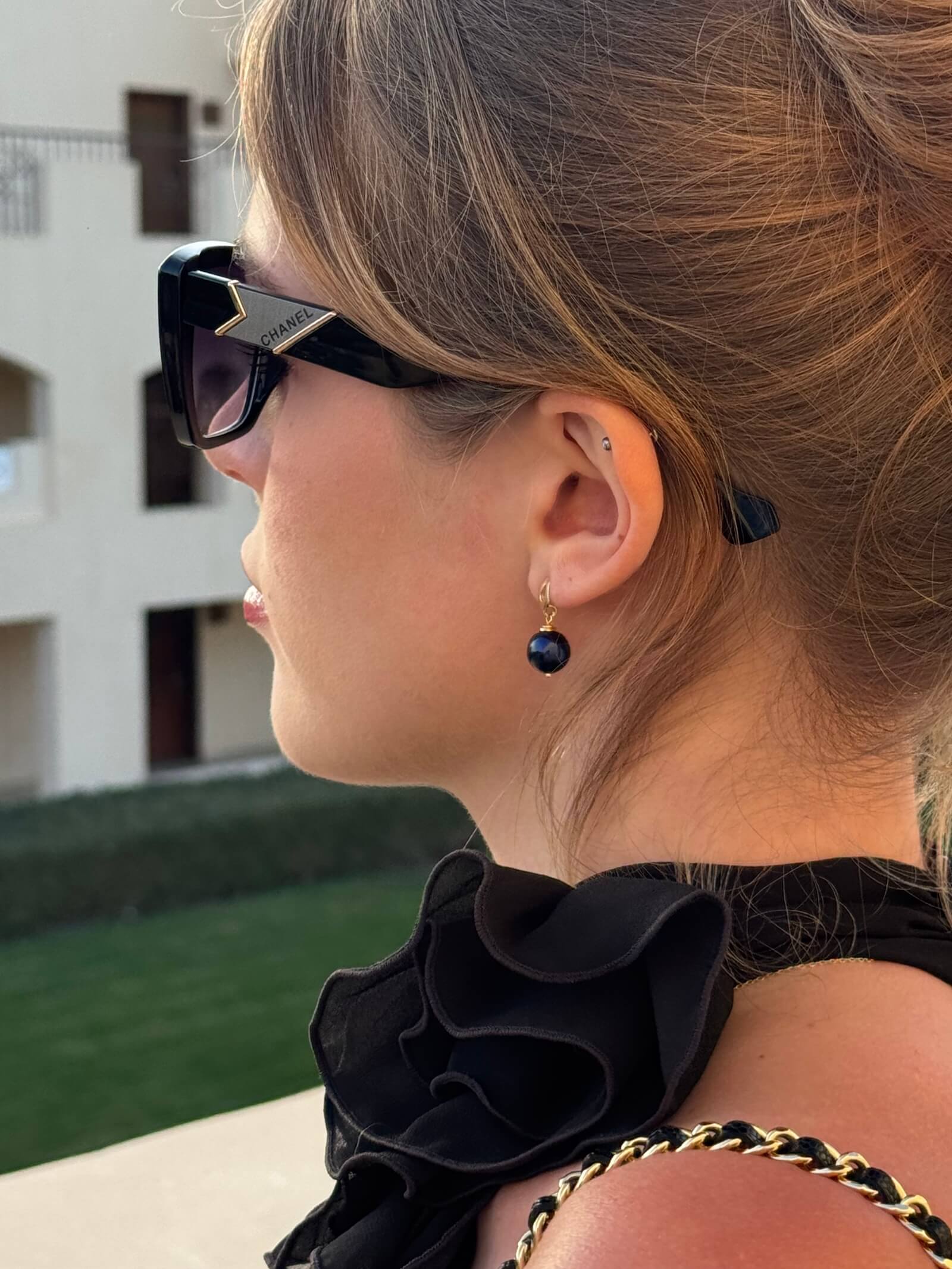 Kolczyki z dużą czarną perłą