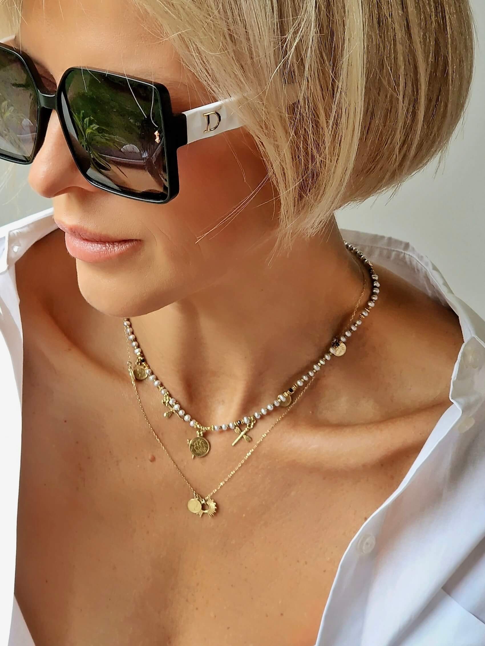 Gray Pearl Necklace with Dragonflies