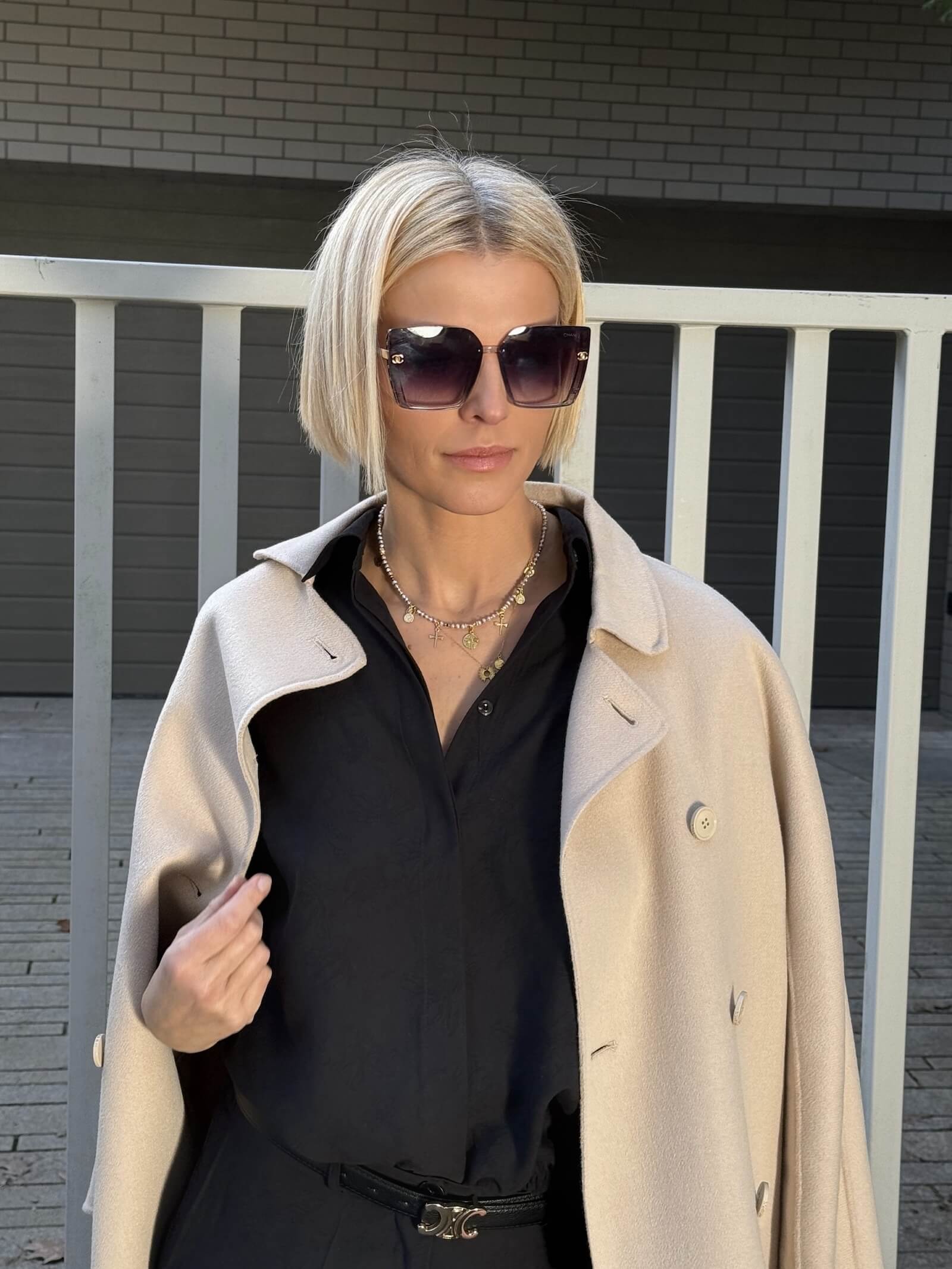 Gray Pearl Necklace with Dragonflies