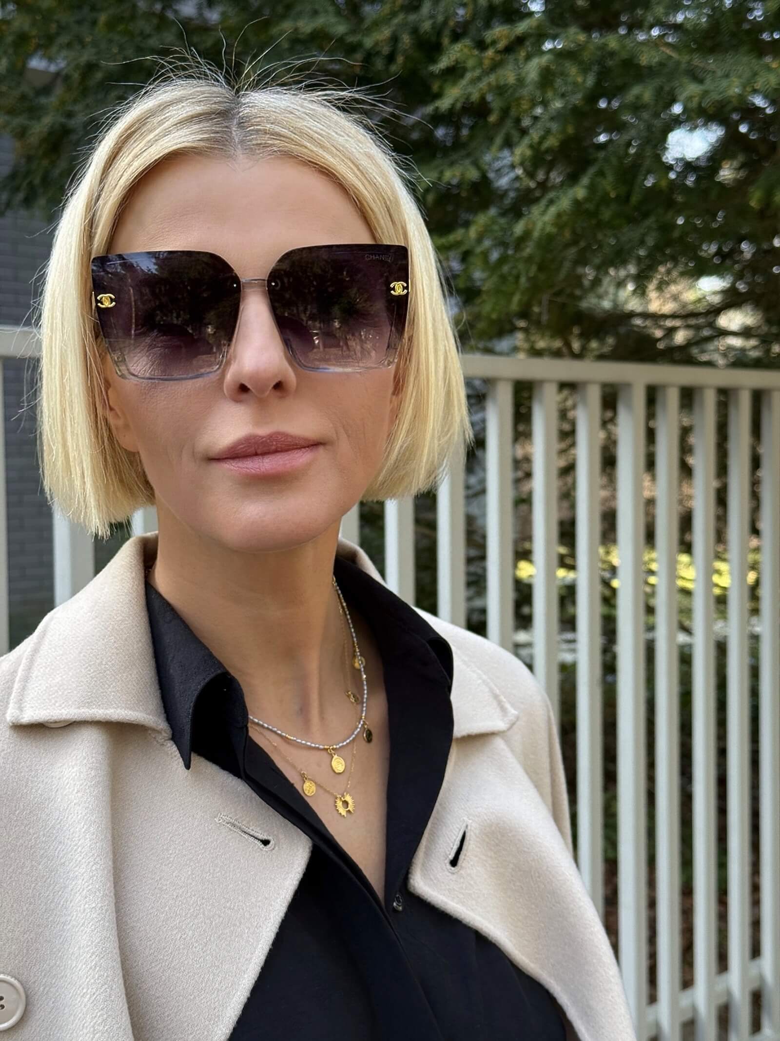 Naszyjnik z Szarych Pereł z Monetkami