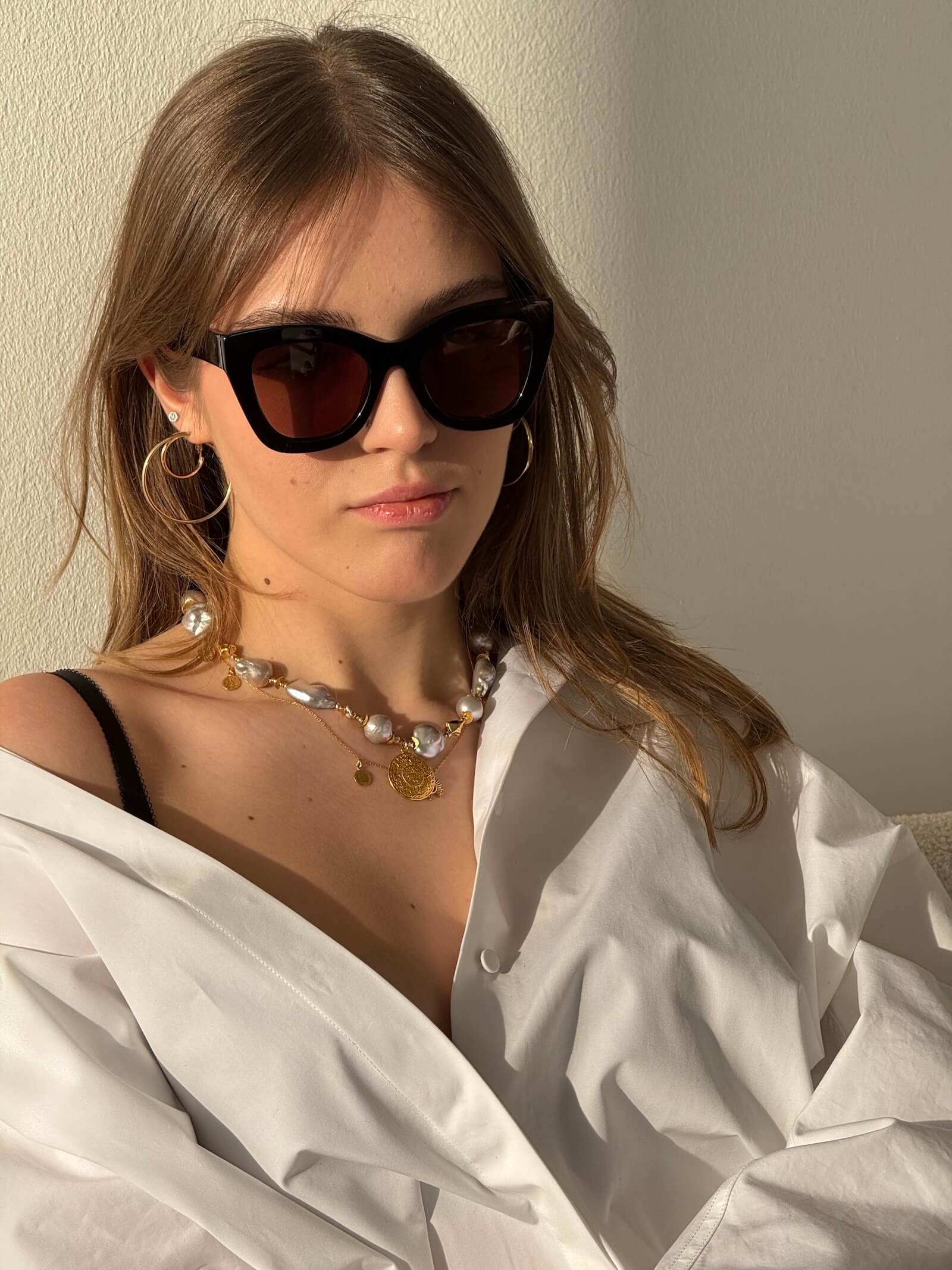 Naszyjnik z Szarych Pereł Barokowych z Pozłacaną Zawieszką - ULASIENICKA