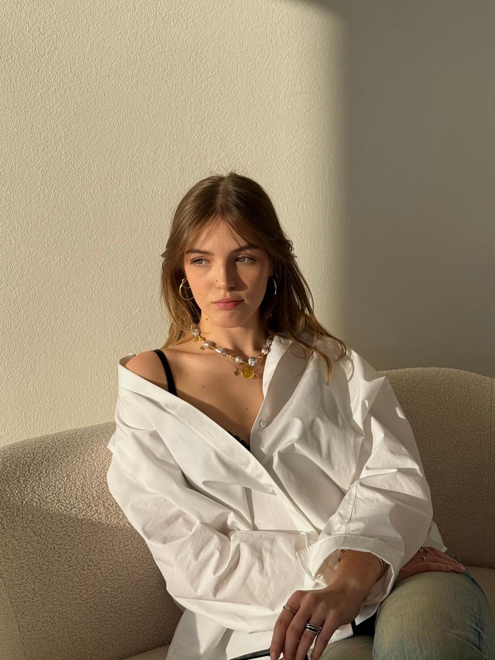 Naszyjnik z Szarych Pereł Barokowych z Pozłacaną Zawieszką - ULASIENICKA