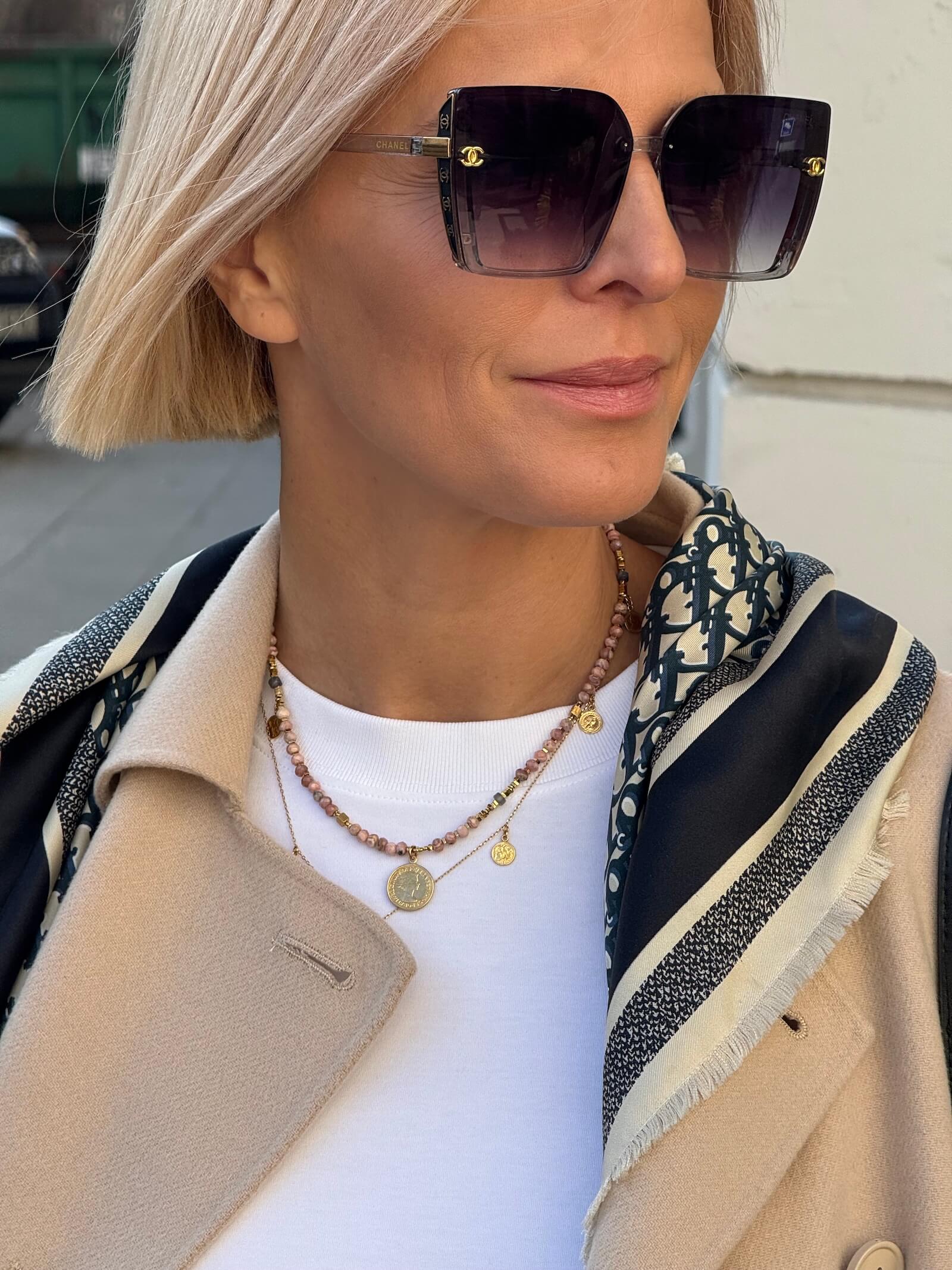 Naszyjnik Róża z Zawieszką - Moneta