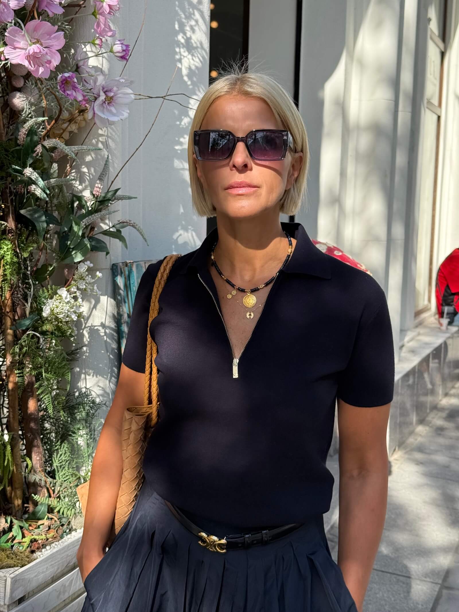 Naszyjnik z Ciemnogranatowych Szafirów z Zawieszką - Moneta Azteków