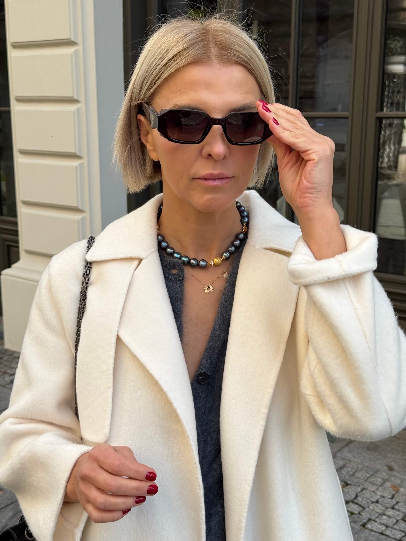 Choker z Grafitowych Pereł - ULASIENICKA