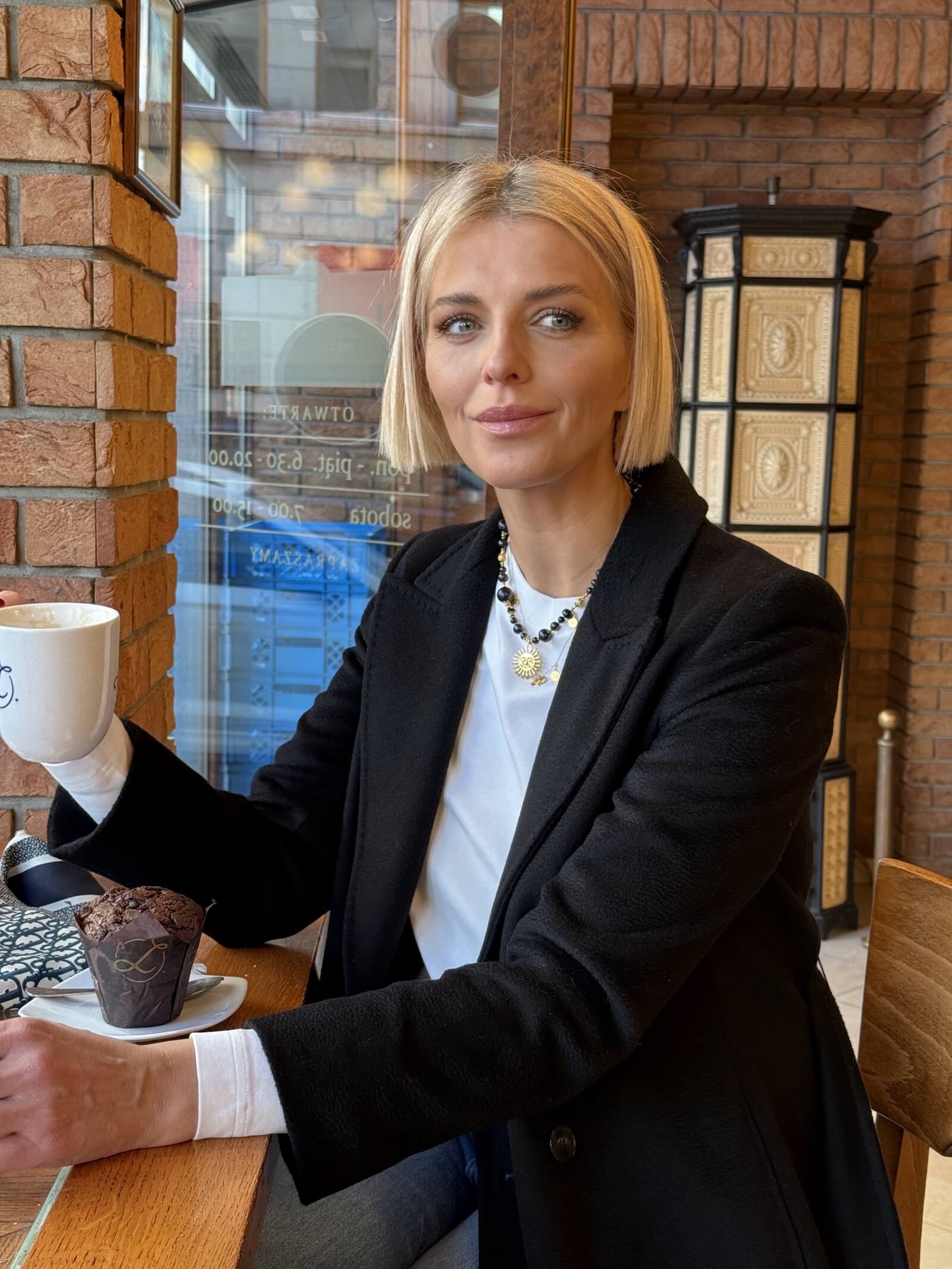 Naszyjnik z Czarnych Pereł z Zawieszką - Słońce