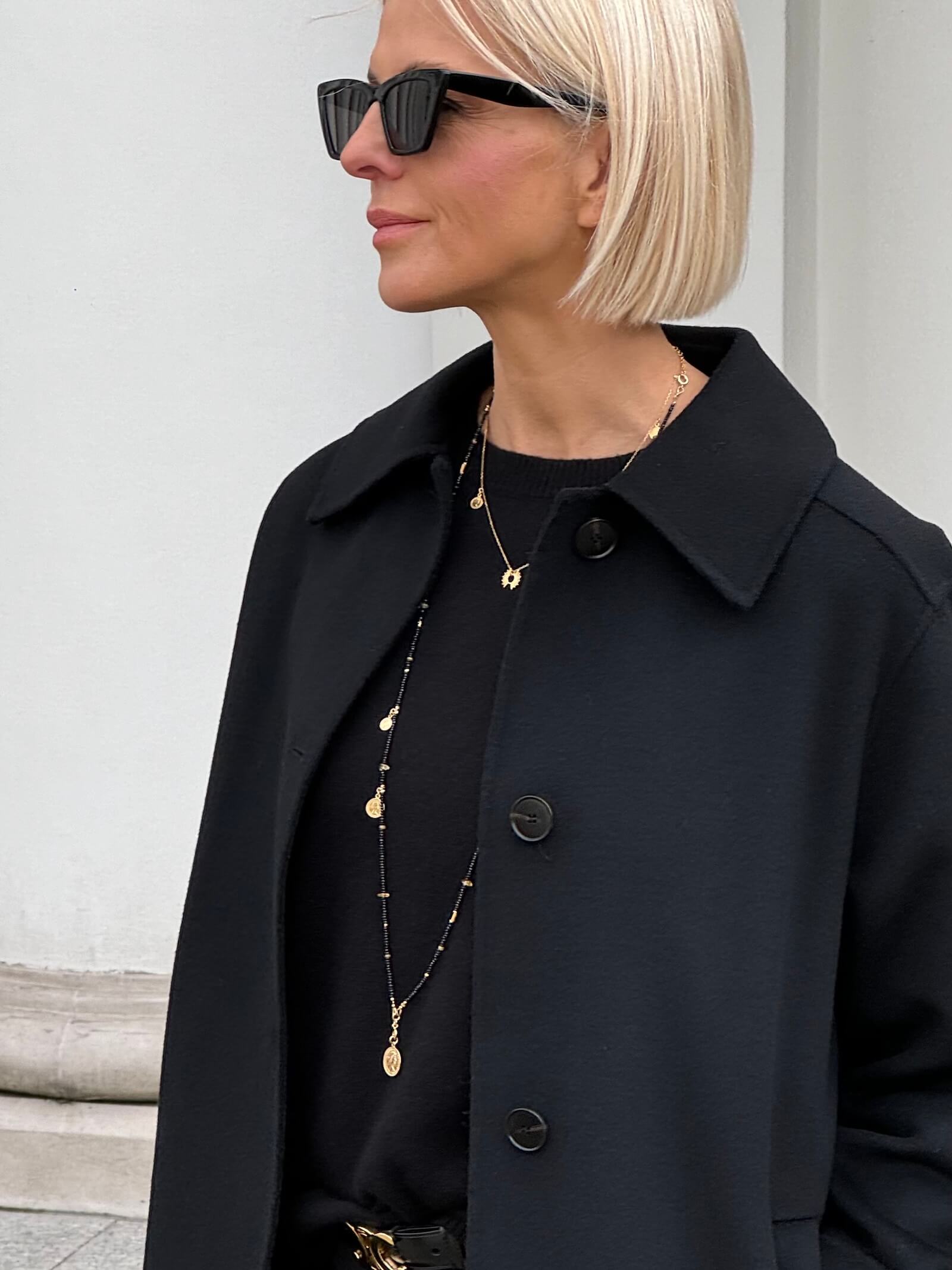 Długi Naszyjnik Czarno-Złoty z Zawieszką - Moneta