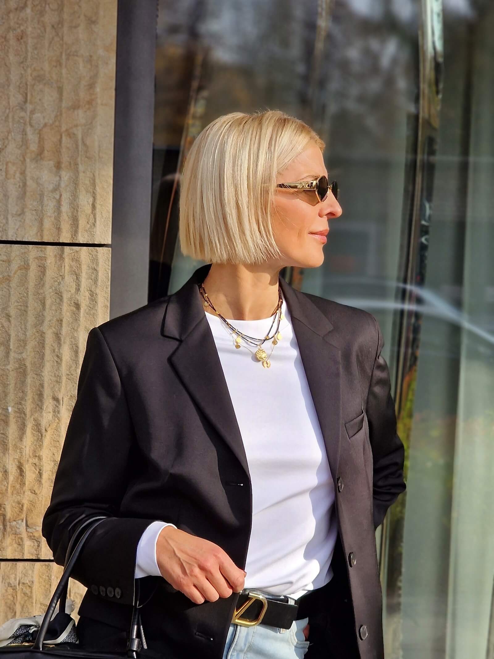 Naszyjnik Podwójny Czarno-Złoty z Zawieszką - Moneta Ważka