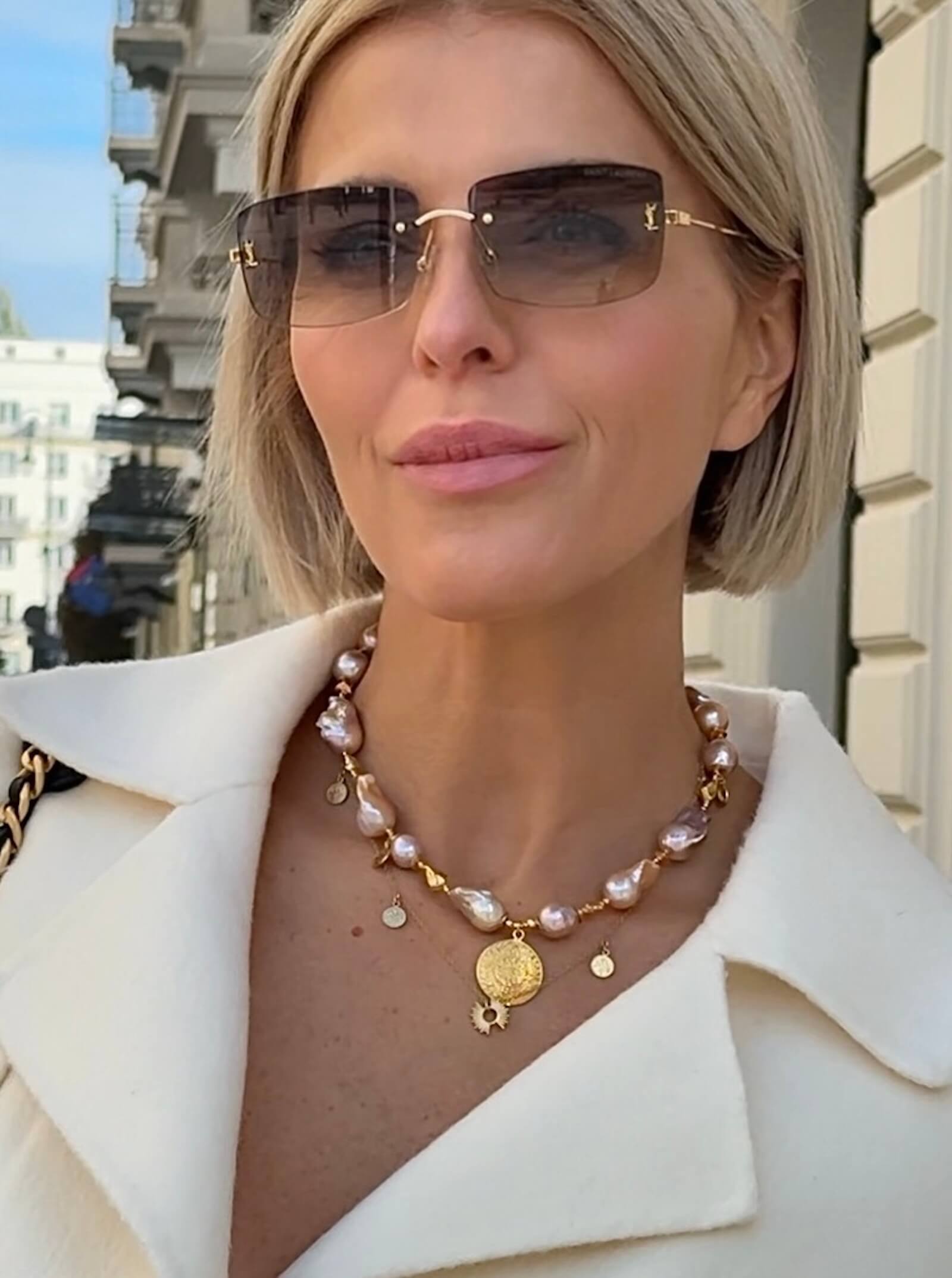 Naszyjnik z Różowych Pereł Barokowych z Pozłacaną Zawieszką - ULASIENICKA