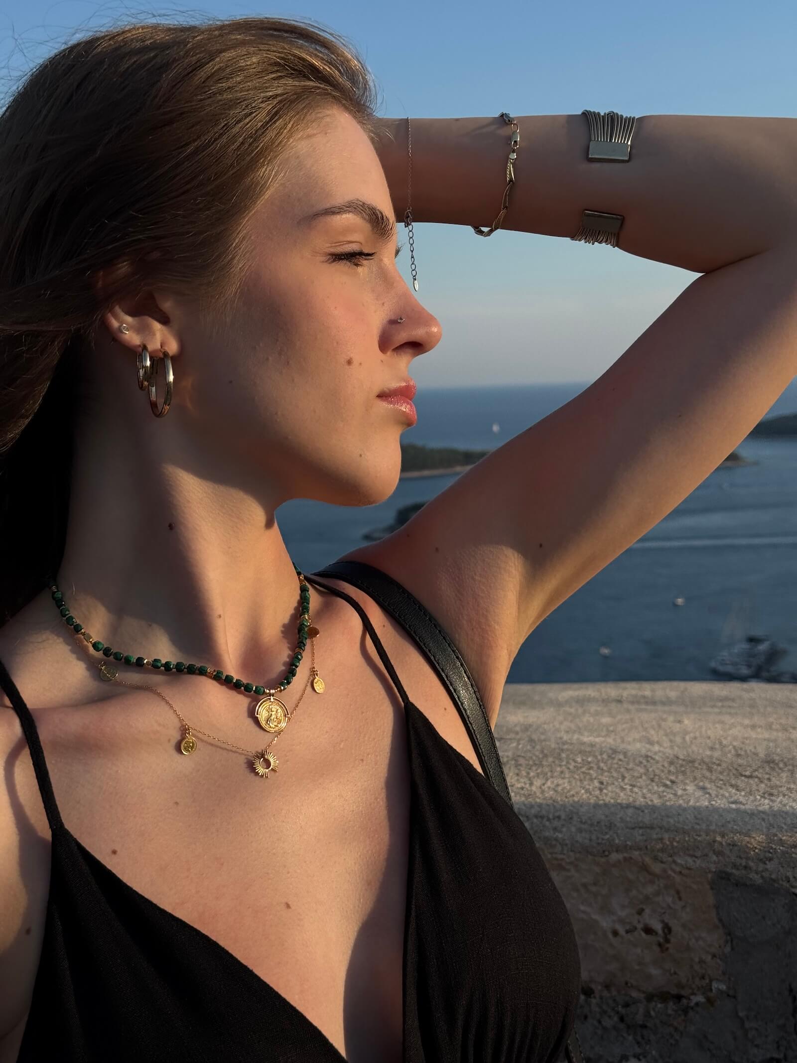 Naszyjnik z Malachitu z Zawieszką - Moneta