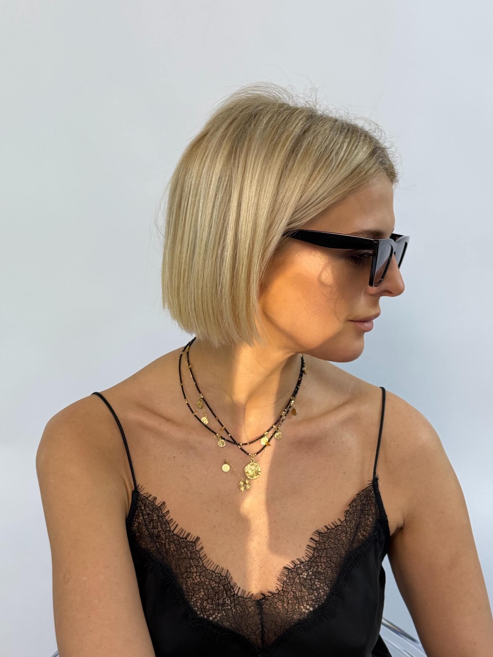 Naszyjnik Podwójny Czarno-Złoty z Zawieszką - Moneta Ważka