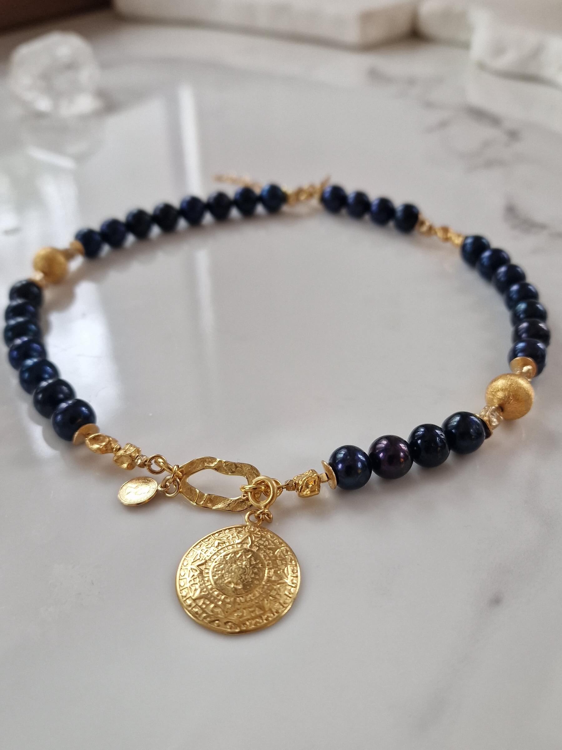 Choker z Czarnych Pereł z Dopinaną Zawieszką