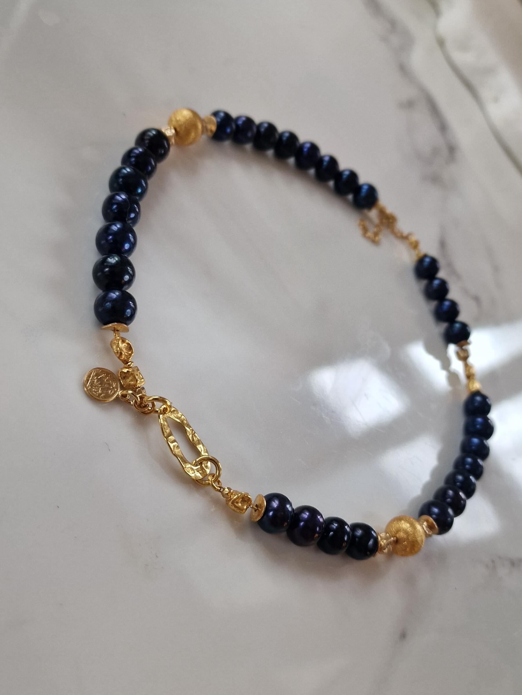 Choker z Czarnych Pereł z Dopinaną Zawieszką