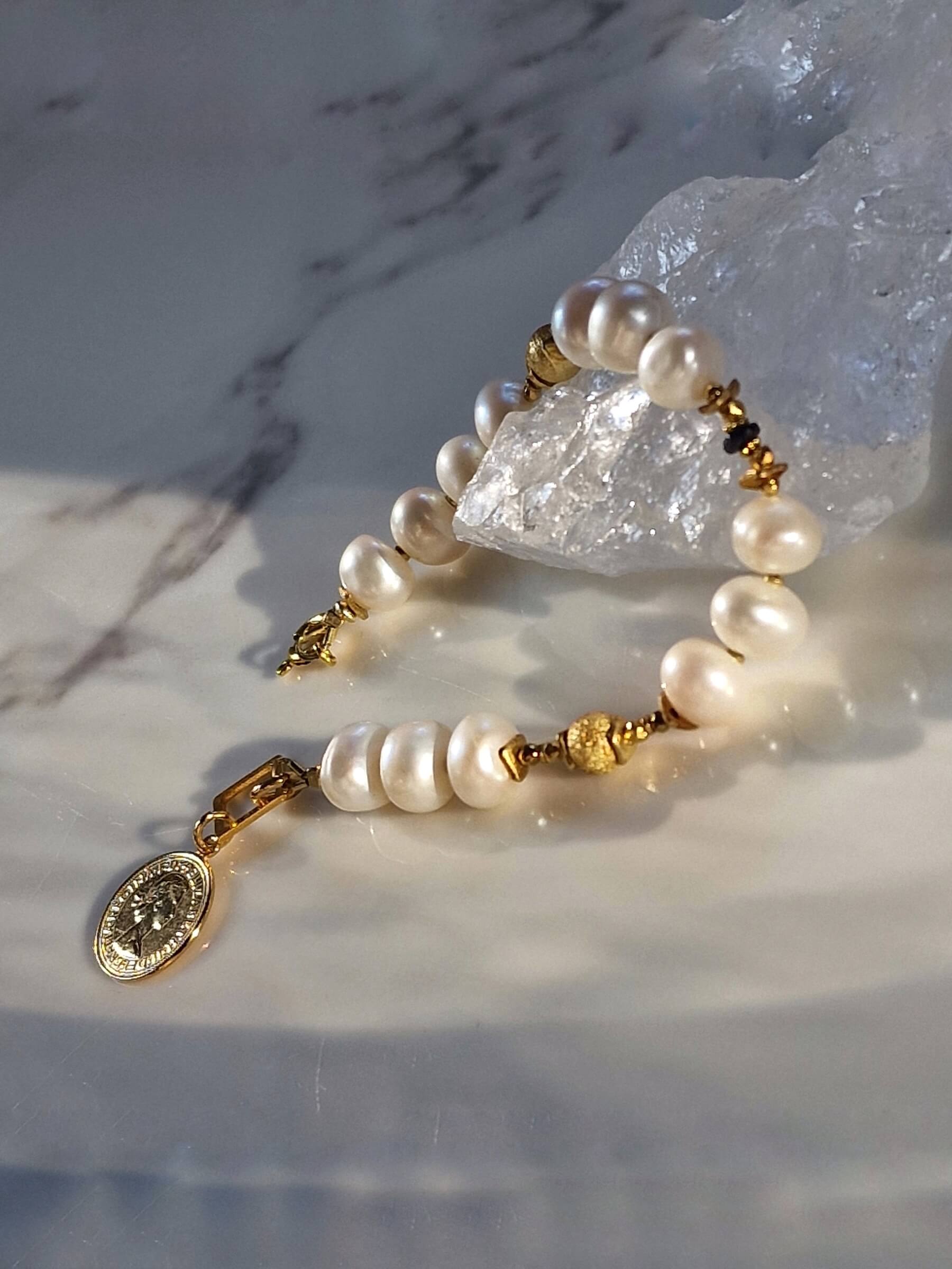 Donut-Shaped Pearl Bracelet