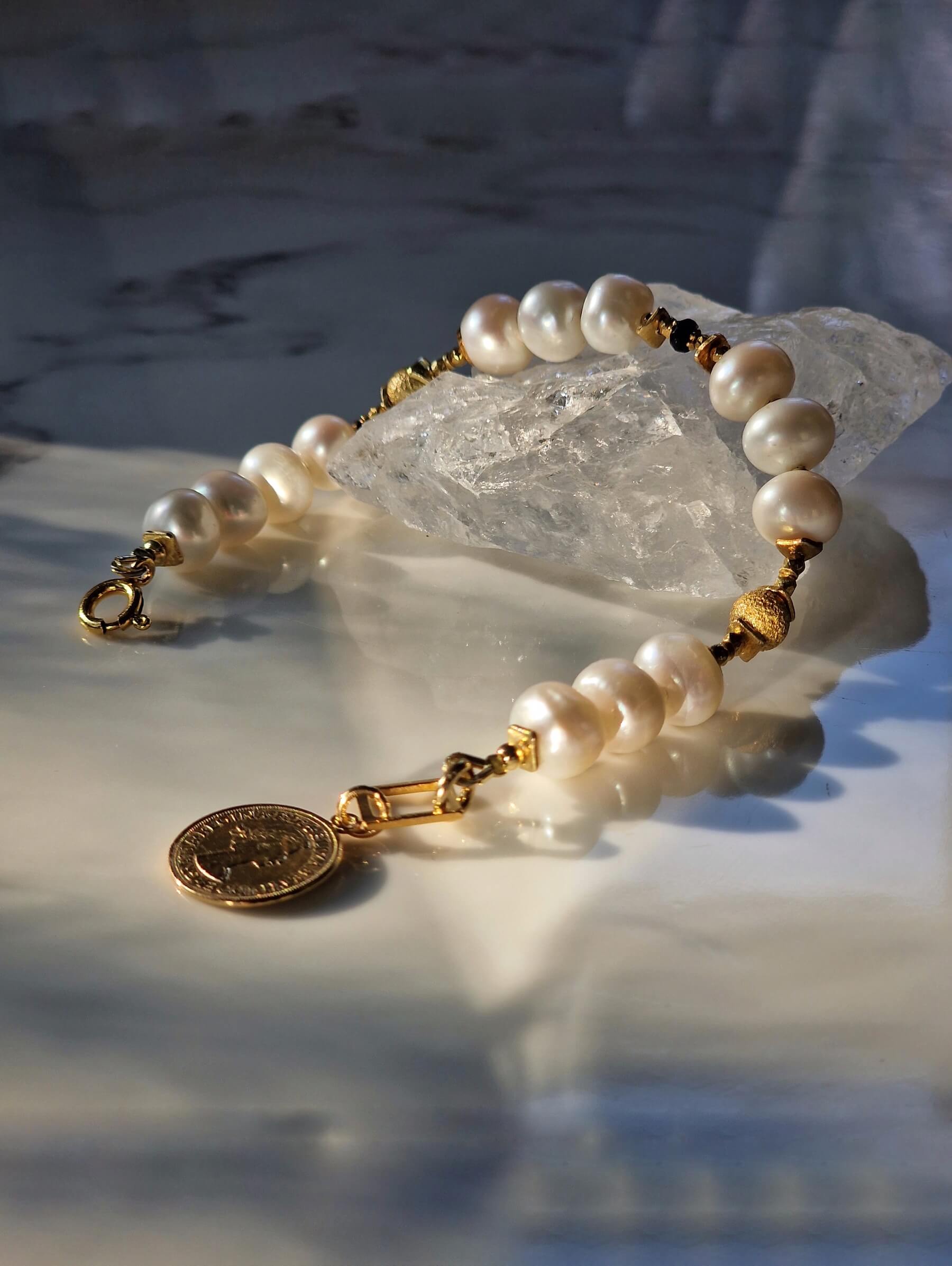 Bransoletka z Pereł w Kształcie Oponki