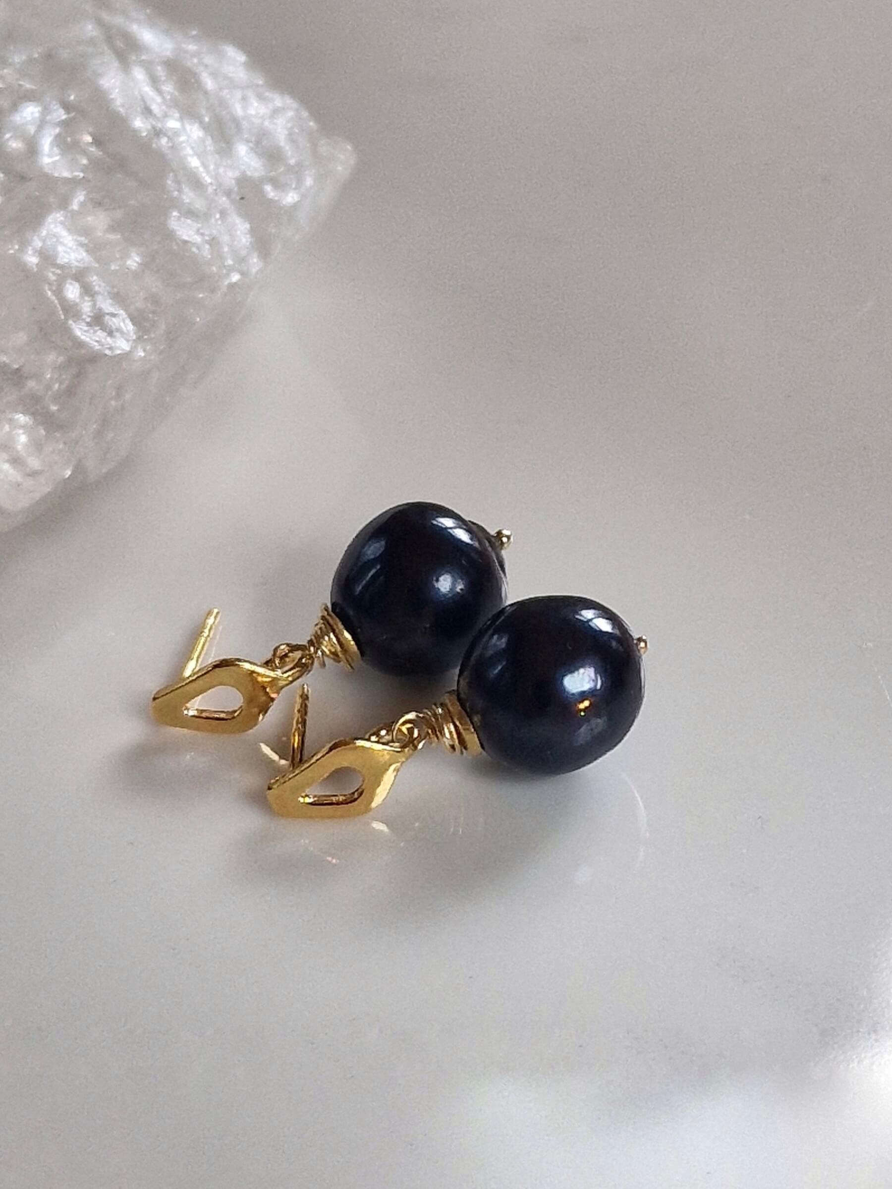 Kolczyki z dużą czarną perłą