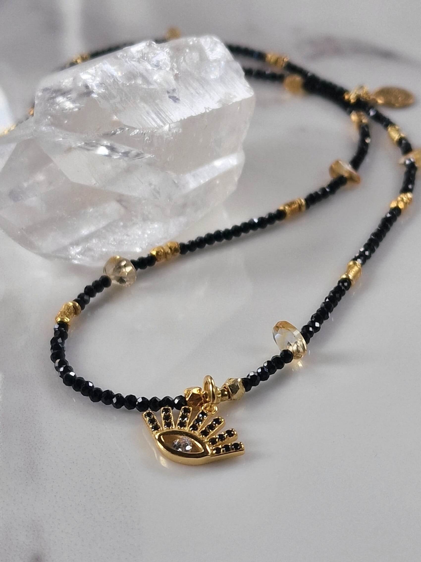 Naszyjnik Czarno-Złoty z Zawieszką - oko