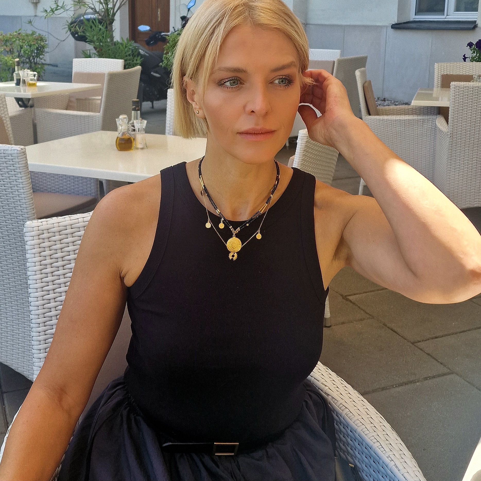 Naszyjnik Podwójny Czarno Złoty z Monetą Azteków - obrazek 4